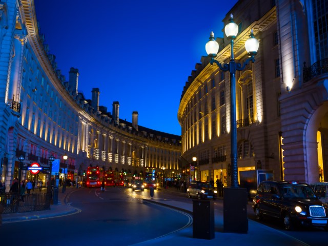 Lunch in Piccadilly Circus